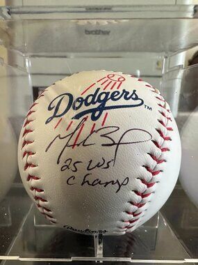 MOOKIE BETTS SIGNED LOS ANGELES LA DODGERS AUTOGRAPHED BASEBALL W/CUBE W/COA 931